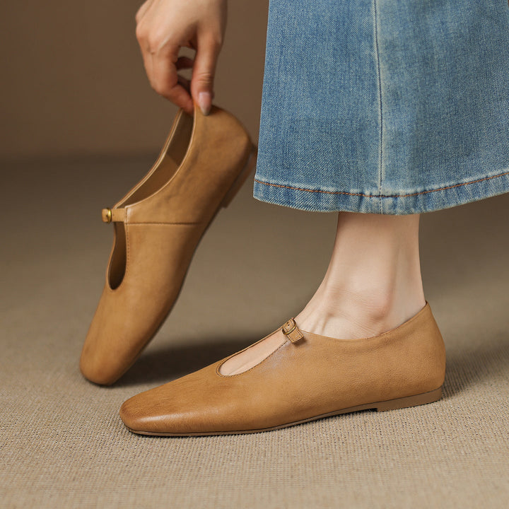 Elspeth | High-Vamp Mary Jane Flat
