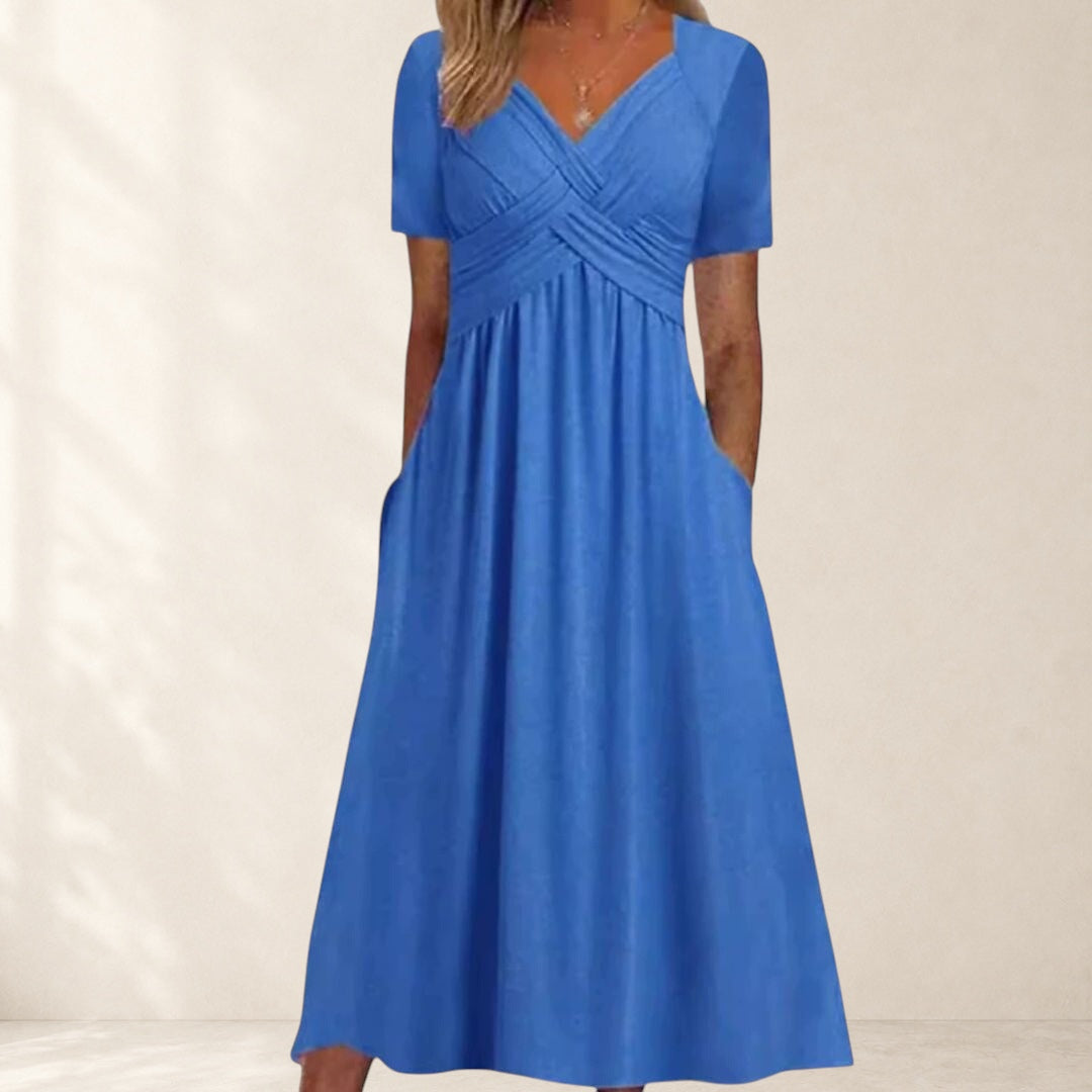 Amanda - Flattering Dress