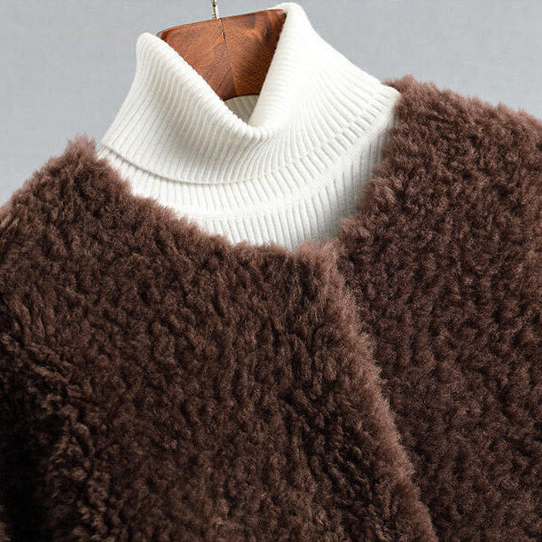 Fairleigh | Luxurious Warmth in a Shearling Coat