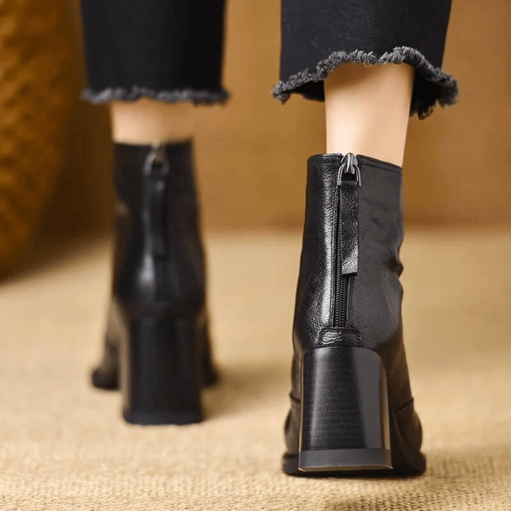 Ovelle | Leather Ankle Boots with Block Heel