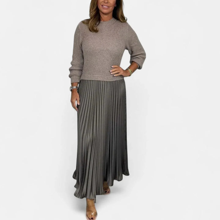 Isa - Women's Long Sleeve Maxi Dress