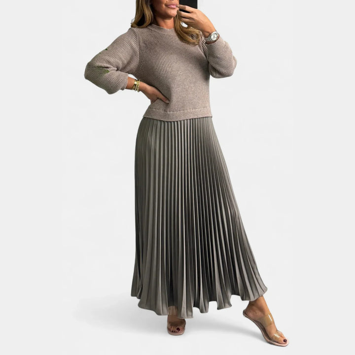 Isa - Women's Long Sleeve Maxi Dress